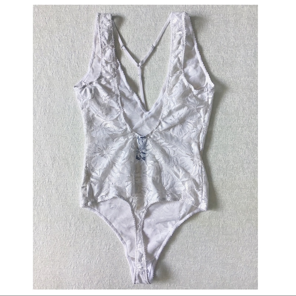 Victoria Secret’s Very Sexy Palm Lace Bodysuit Teddy Silver Ivory Unlined Small - Picture 5 of 12